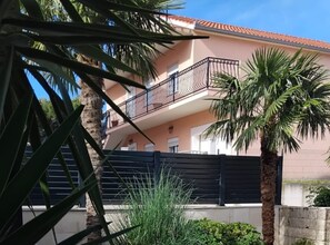 Villa (Villa Marija - Five Bedroom Villa wit) | Jardín