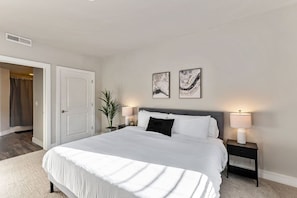 1 Schlafzimmer, Bügeleisen/Bügelbrett, WLAN, Bettwäsche