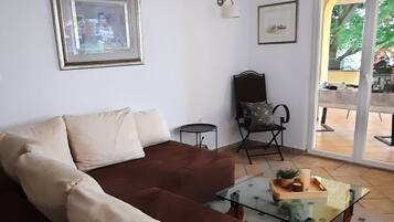 Appartamento (Apartment Stella Casa Bruno - Two Bed) | Soggiorno | Impianto stereo