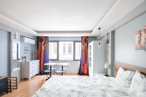 1 habitación, tabla de planchar con plancha y wifi gratis 
