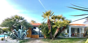 Exterior - Maison Privée Tout Bord de Plage Avec Piscine (Saint-Georges-d'Oléron)