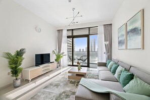 スマートテレビ、ステレオ