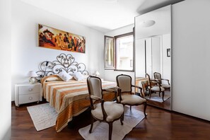 Apartment | 3 bedrooms - Gigi s Home in Cagliari (Cagliari)