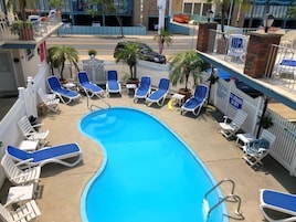 Piscina externa sazonal