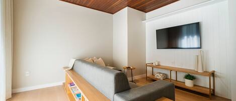 Design Villa | Living area | 43-inch Smart TV with cable channels