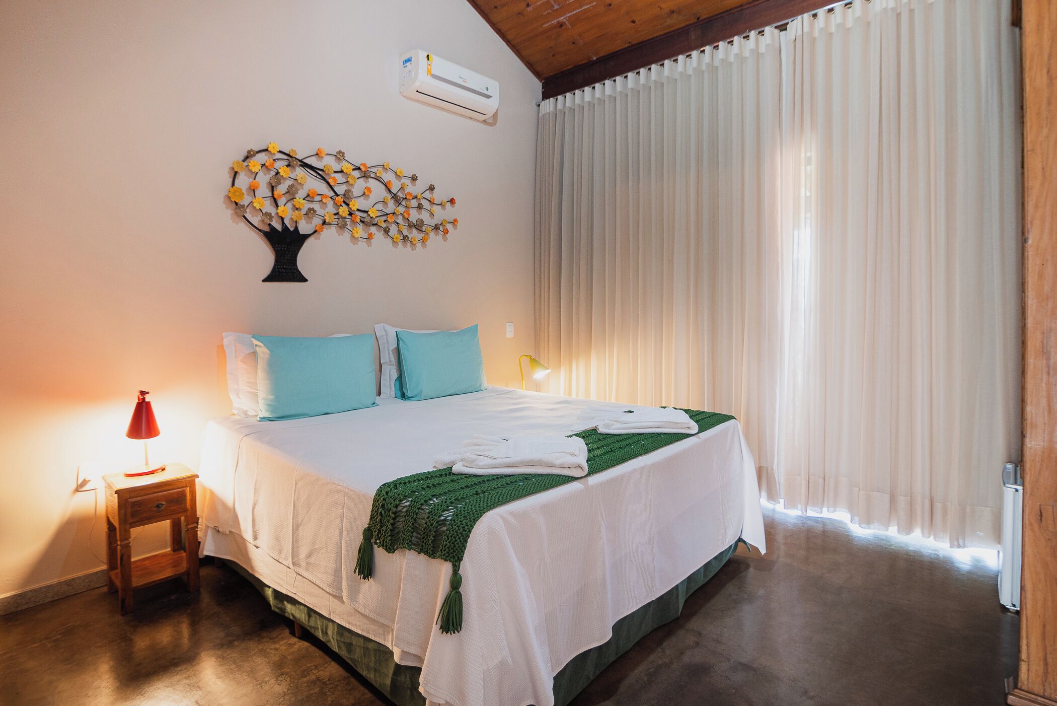 Comfort Room, Balcony, Mountain View | Pillow-top beds, minibar, desk, laptop workspace