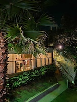 Televisión LED 32 pulgadas con canales de televisión por cable, Netflix