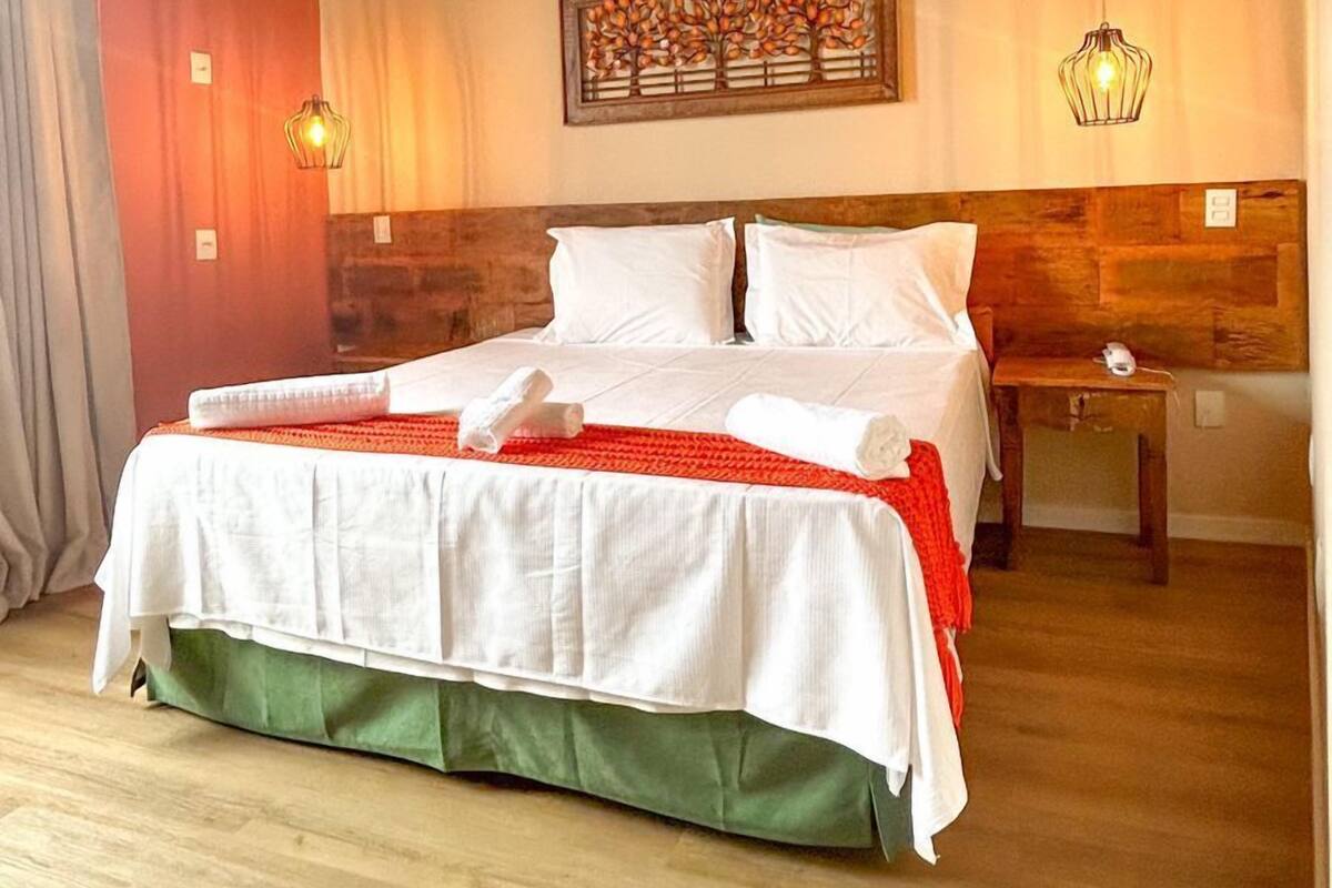 Deluxe Double or Twin Room | Pillowtop beds, minibar, desk, laptop workspace