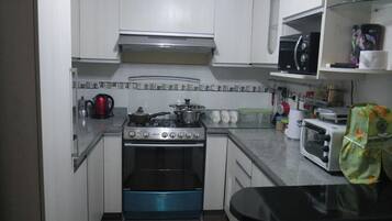 Fridge, microwave, oven, coffee/tea maker