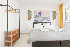 2 chambres, bureau, fer et planche Ă repasser, accĂšs au Wi-Fi (inclus)