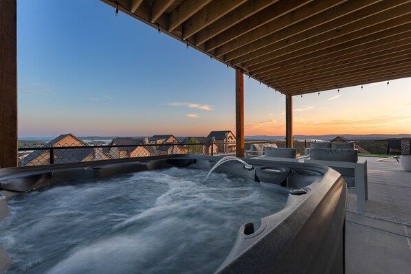 室外 SPA 浴池