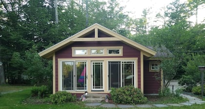 Finnish Cabin with Sauna on Lake Monomonac