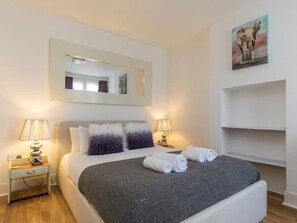 2 soverom, strykejern/-brett, wi-fi (inkludert) og sengetøy