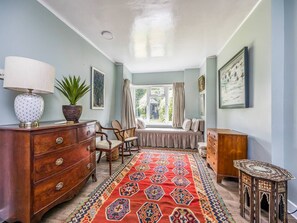 Interior - Charming Cottage With Amazing Views - Pass the Keys (Chichester)