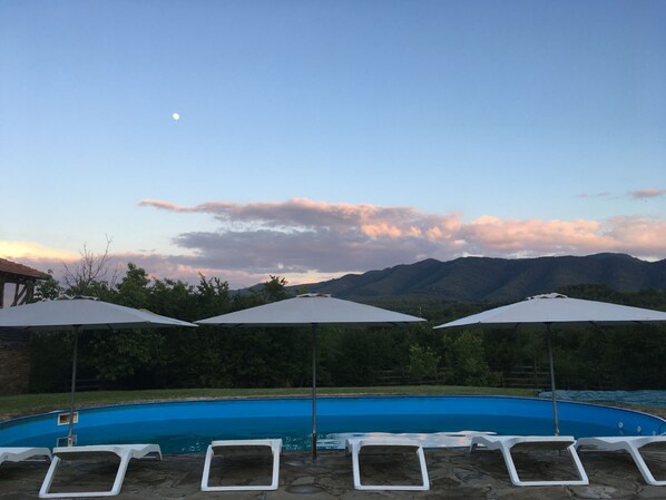 室外游泳池