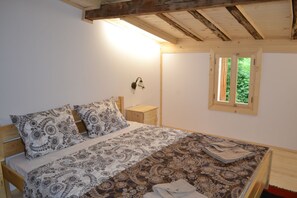 15 bedrooms, in-room safe, WiFi, bed sheets