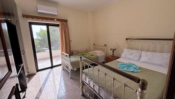 3 bedrooms, WiFi, bed sheets