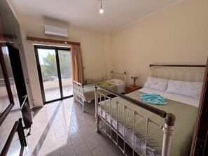 3 bedrooms, WiFi, bed sheets