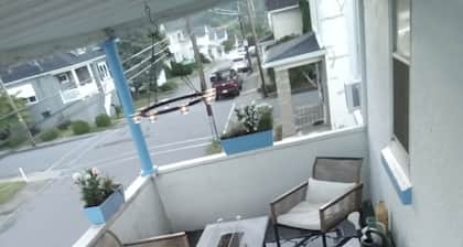 Eclectic Decor 5 Br house, 2 Baths & 2 Kitchens with WiFi and AC in Old Forge