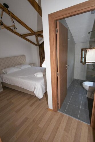 Double Room - Arаbeska Family Winery & Apartments

