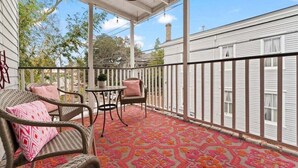 Terrace/patio - Walk to Forsyth Park | Heart of Historic Savannah (Savannah)