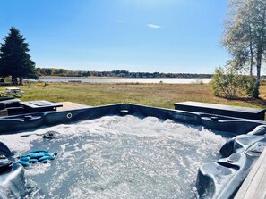 Baignoire à remous extérieure
