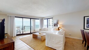 Condo, 2 Bedrooms (Beachside I 4122) | Living room