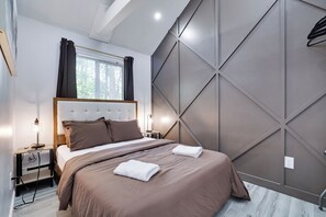 11 bedrooms, iron/ironing board, free WiFi, bed sheets