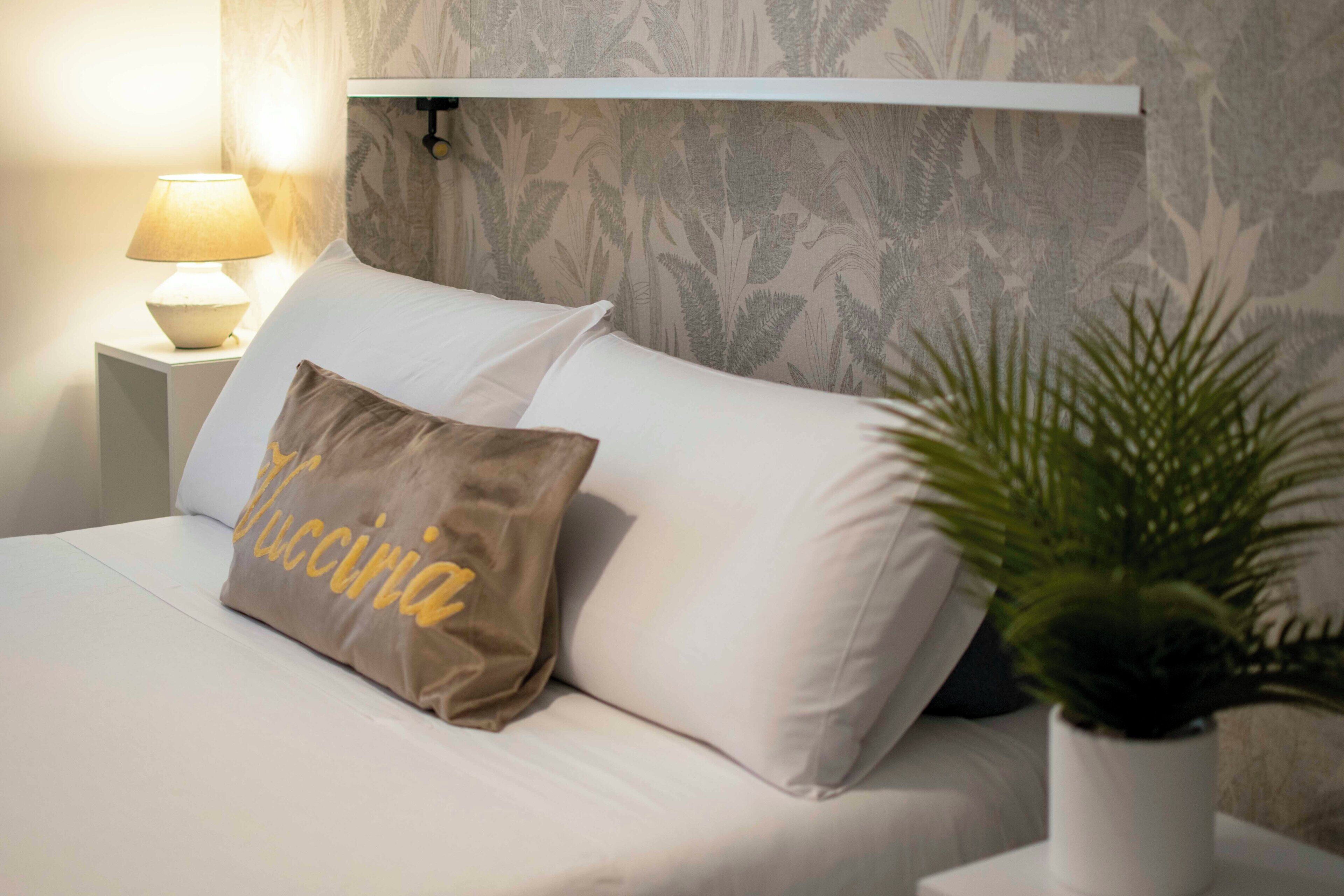 Comfort-Doppelzimmer | Hochwertige Bettwaren, Daunenbettdecken, Minibar, Zimmersafe