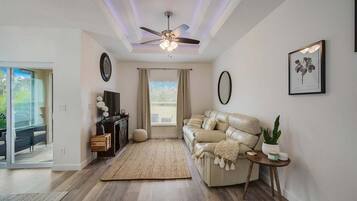 تلفزيون ذكي