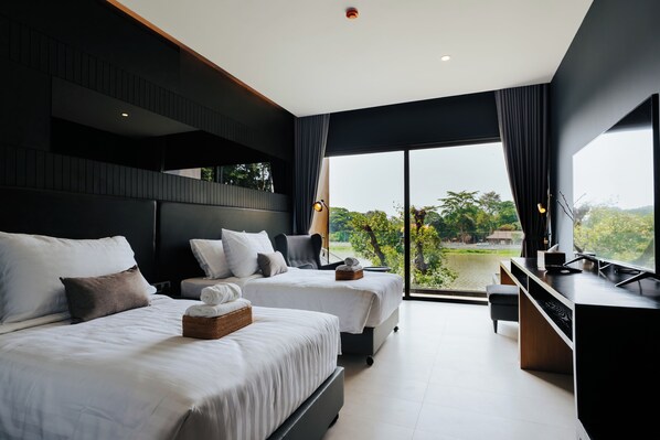 Superior Twin Room, Balcony, River View
