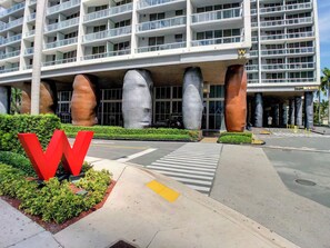 Exterior - ICON W BRICKELL CHARMING OCEAN VIEW 2BR/1BA #2709 (Miami)