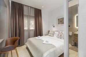 2 Schlafzimmer, Zimmersafe, Bügeleisen/Bügelbrett, Reisekinderbett