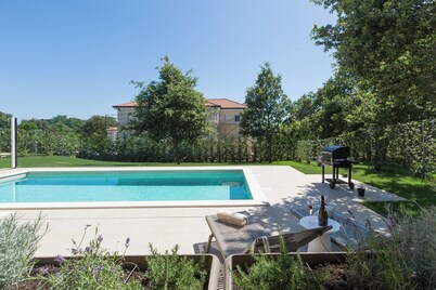 Ganz Neue 3-zimmer-villa