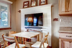 Dining - Incredible Unit! Beautifully Renovated with Modern & Premium Features | PM7C (Breckenridge)