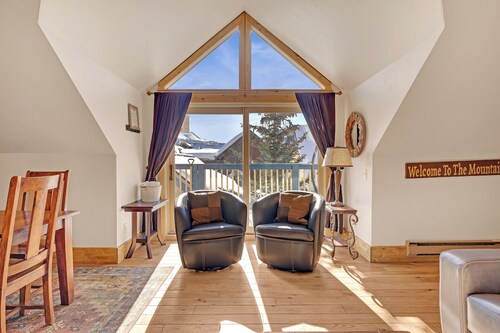 Unbelievable Downtown, Walk Everywhere. Pet Friendly! Private Hot Tub! SCC4