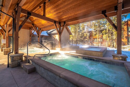 Budget Friendly Hotel Lock Off Steps from the Slopes