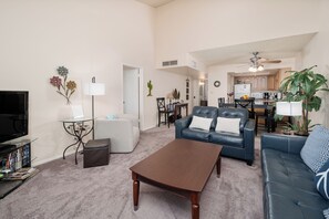 Smart TV, DVD player