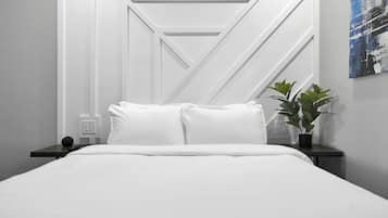 3 habitaciones, tabla de planchar con plancha, wifi y ropa de cama