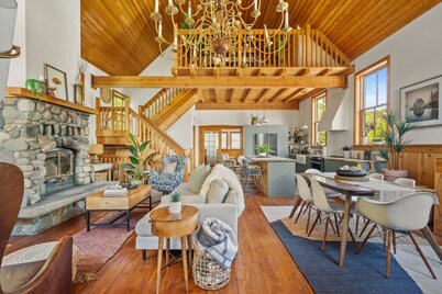 Smith`s Church House | 1903 | Fireplace | Iconic