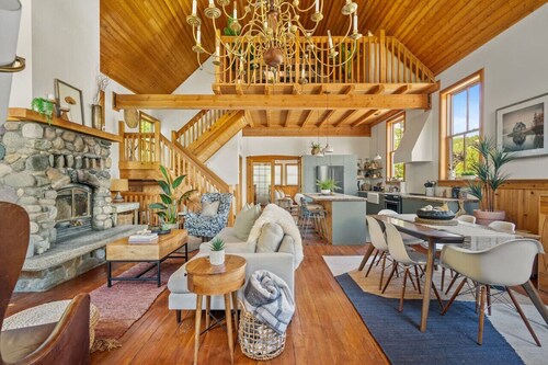 Smith`s Church House | 1903 | Fireplace | Iconic