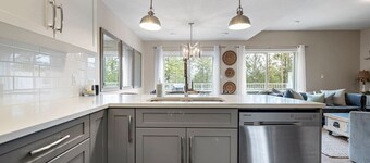 Woodland Hooves | Pickleball | Fireplace | Patio