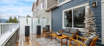 Woodland Hooves | Pickleball | Fireplace | Patio