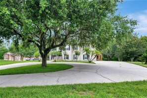 Property grounds - Fishing Kayak paradise beside Lake Tohoa Family Pet Friendly (Kissimmee)