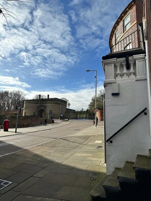 Exterior detail - Comfortable City Centre Twin Bed Room 3 (Nottingham)