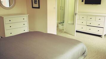 1 bedroom, internet, bed sheets