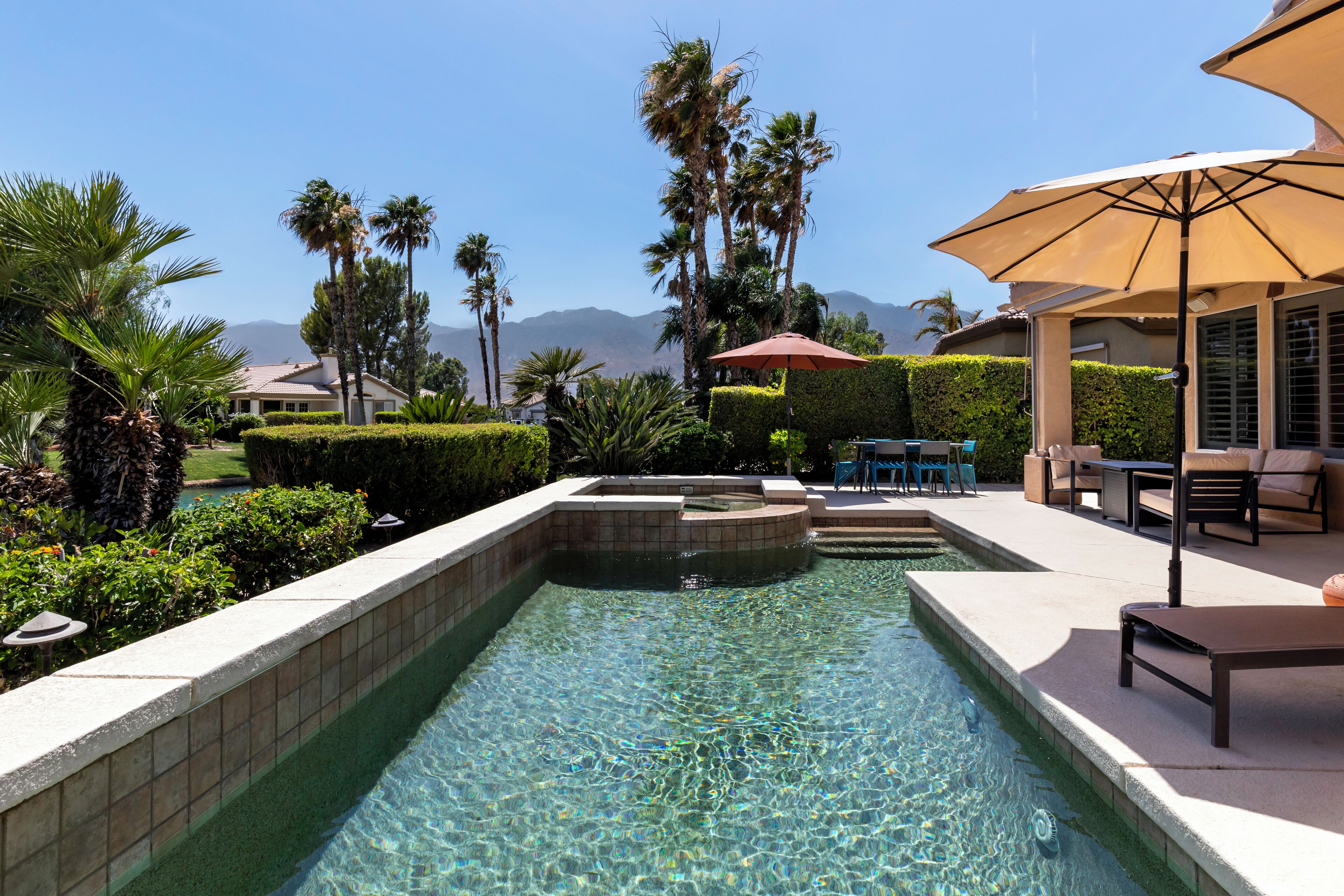 Lakeview Villa with Private Pool, Spa, Pool Table in Desert Princess Resort 
