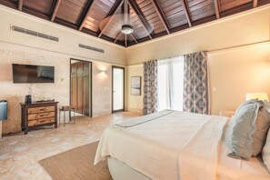4 bedrooms - Mesmerizing Villa With Jacuzzi Maid in Cap Cana (Punta Cana)