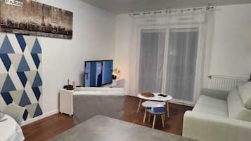 Smart TV, books