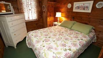 5 bedrooms, WiFi, bed sheets